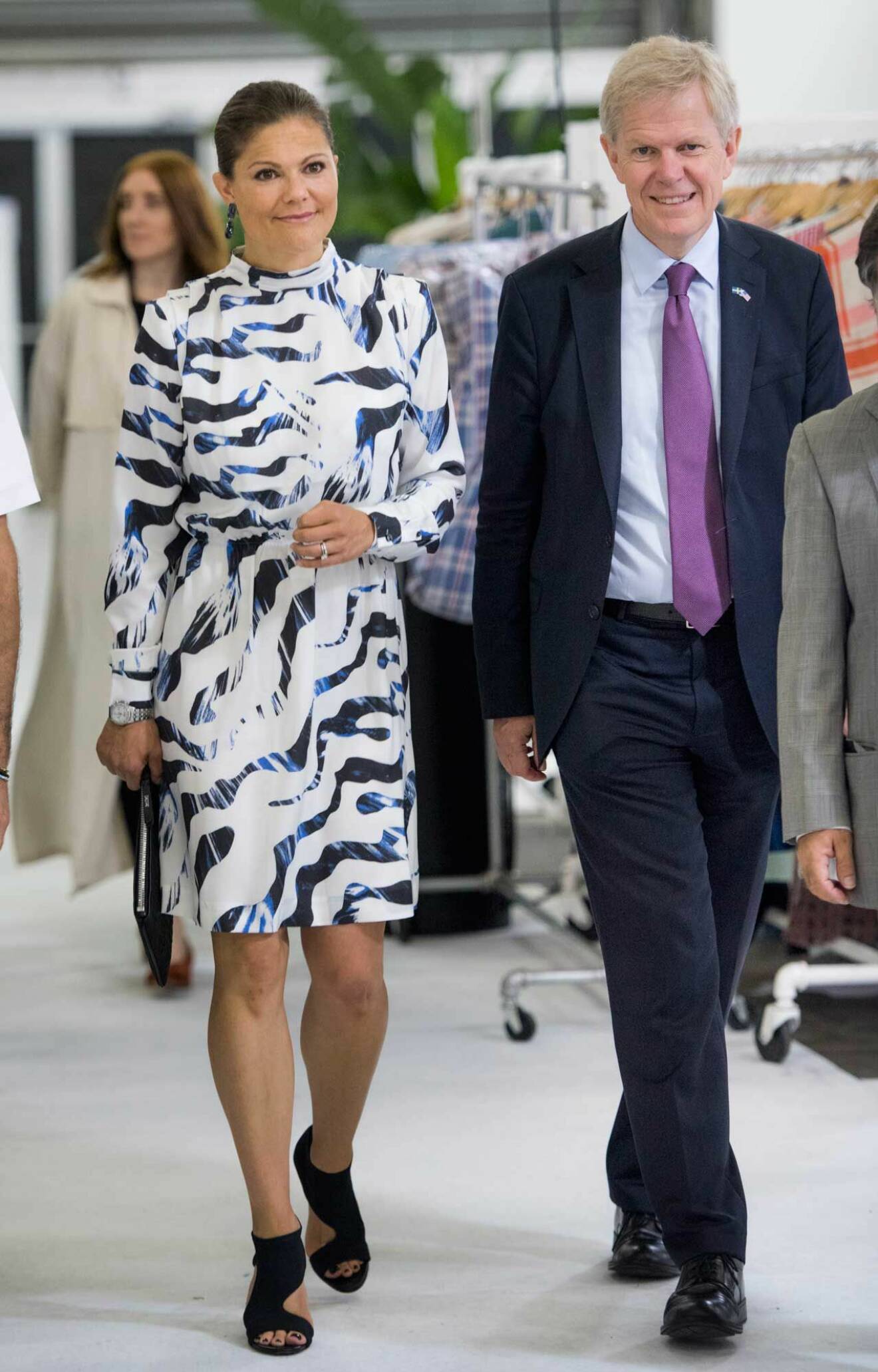 Kronprinsessan Victoria i New York 2016 med Sveriges dåvarande USA-ambassadör Björn Lyrvall.
