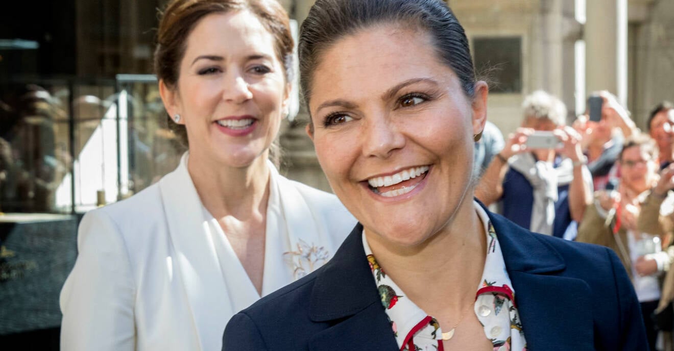 Danska kronprinsessan Mary med Victoria i Stockholm 2017.