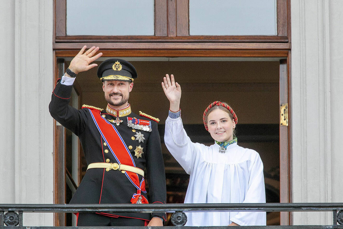 Två tronföljare i samma bild. Kronprins Haakon och prinsessan Ingrid Alexandra. Så fin bild!