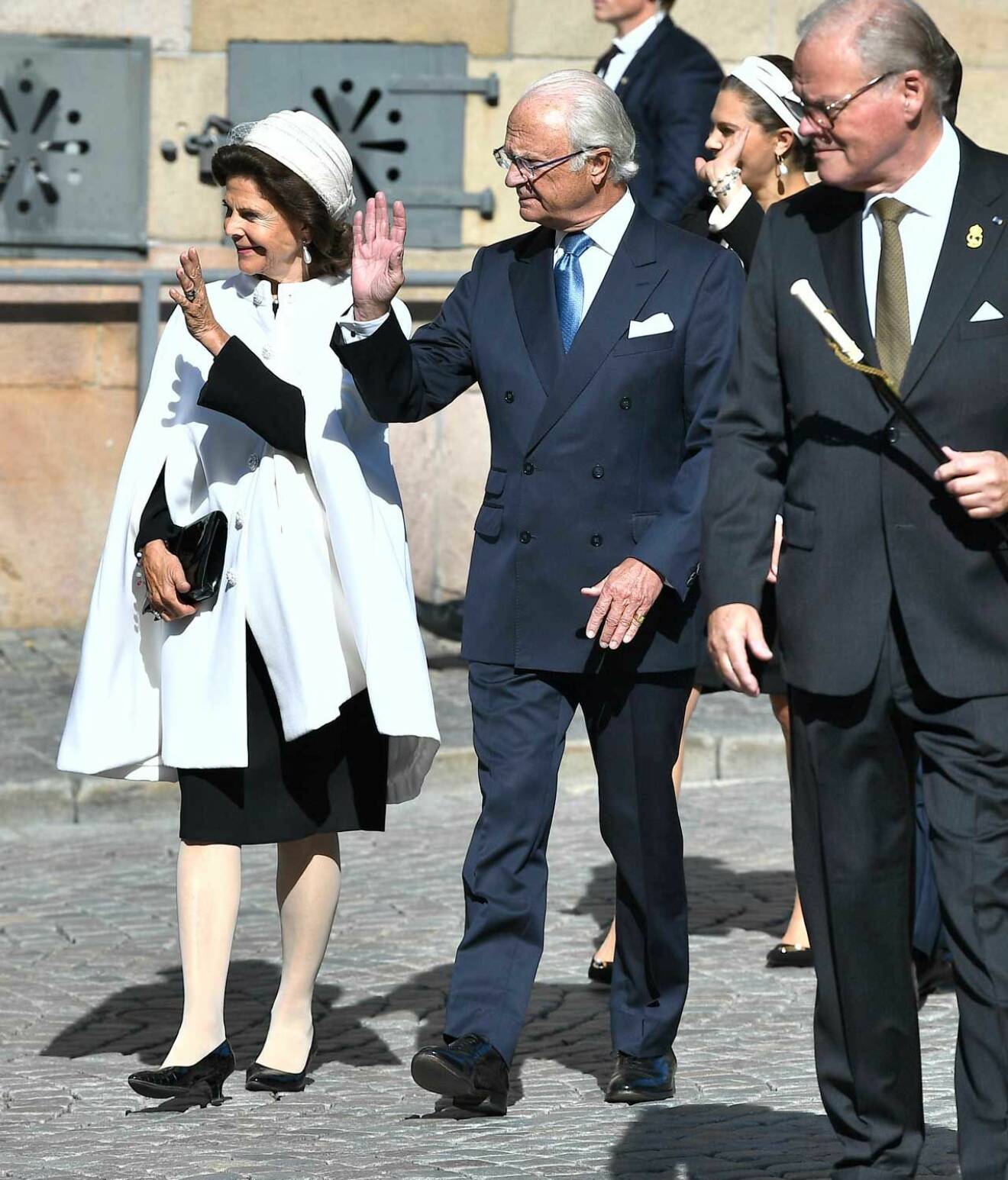 Drottning Silvia i cape vid Riksmötet 2019