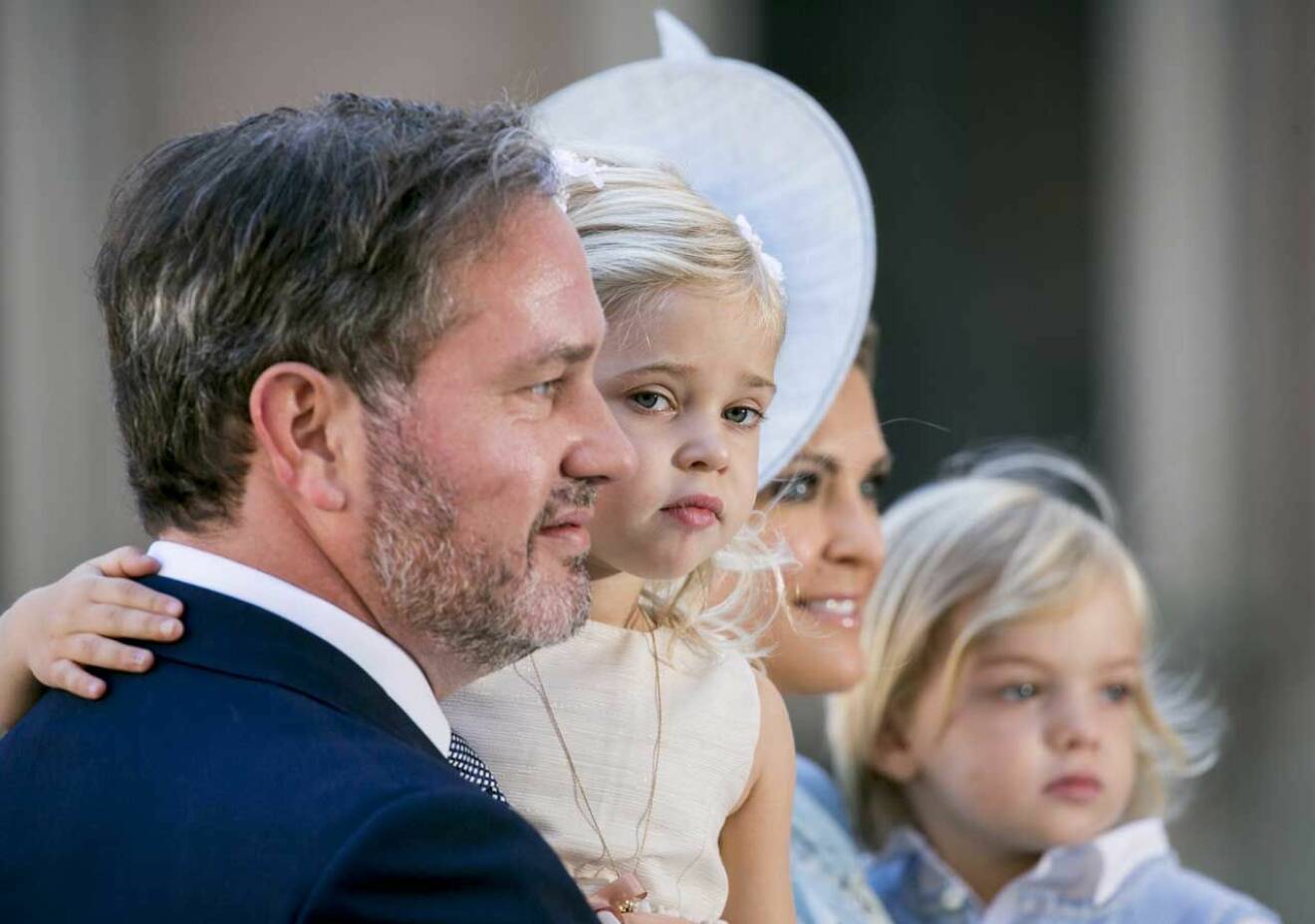 Chris O'Neill med prinsessan Leonore.