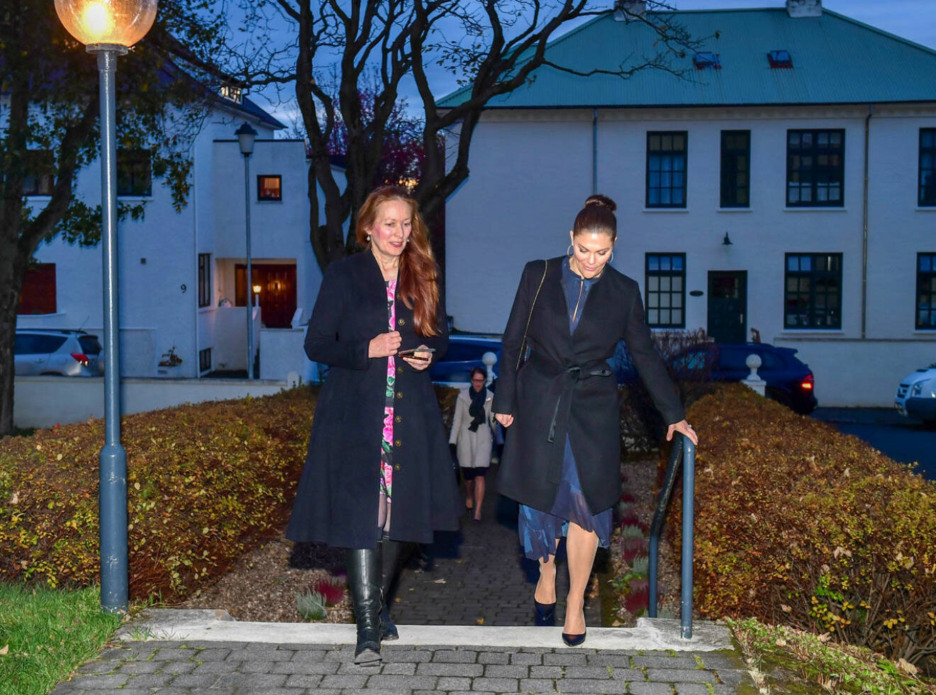 Kronprinsessan Victoria summerar dagen tillsammans med Helena Wiklund från Svensk Damtidning