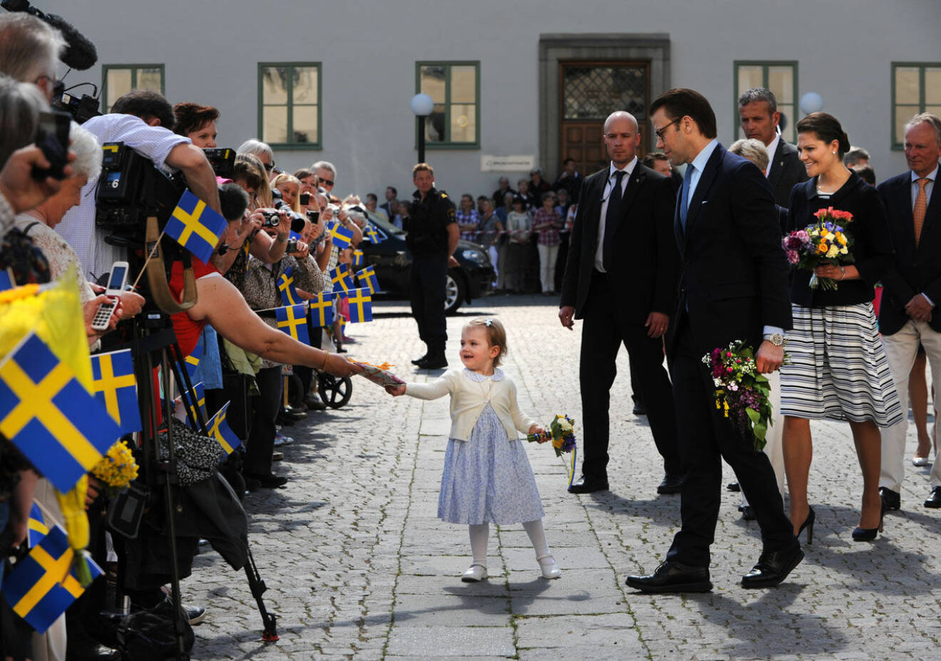 Prinsessan Estelles första officiella uppdrag 2014.