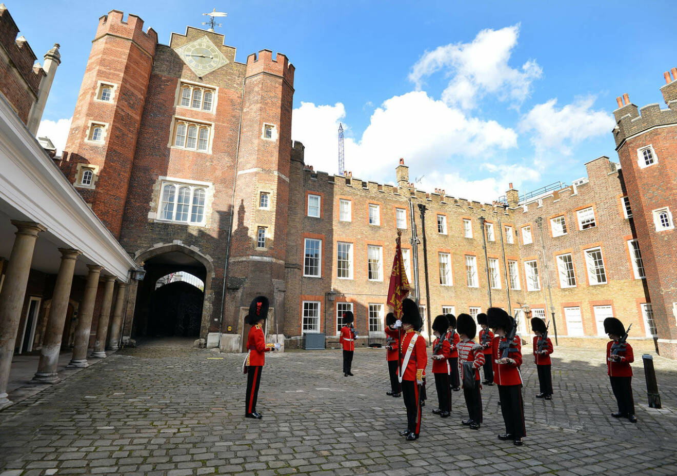 St James's Palace i London – här ligger prinsessan Beatrices bröllopskyrka.