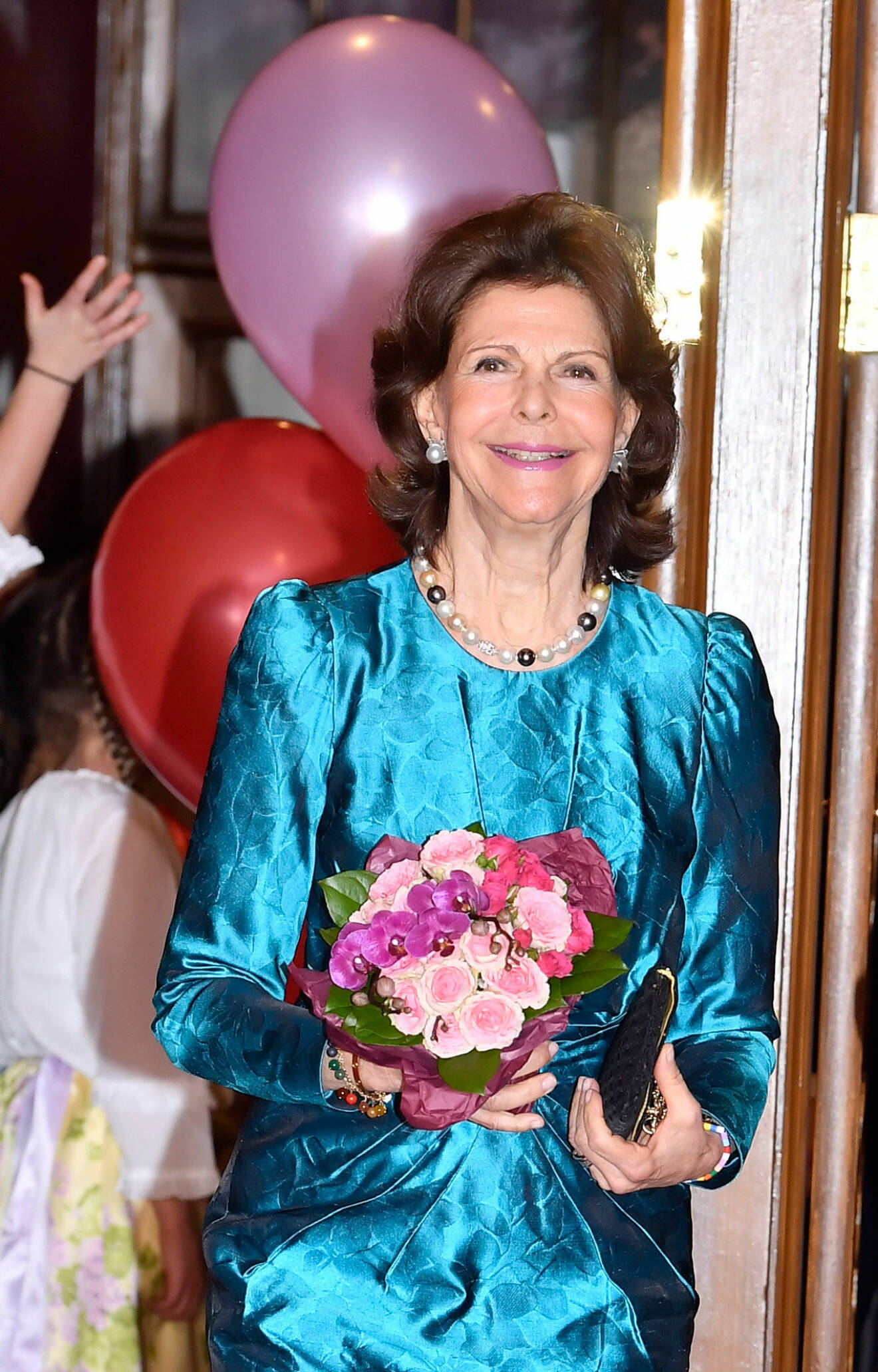 Drottning Silvia firas på Vasateatern av Lilla Akademien.