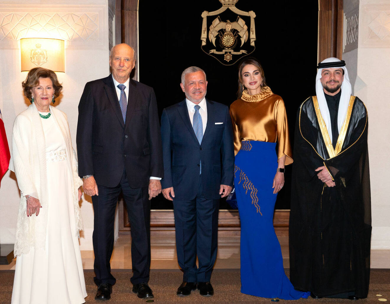 Kung Harald och drottning Sonja med sina värdar kung Abdullah och drottning Rania.