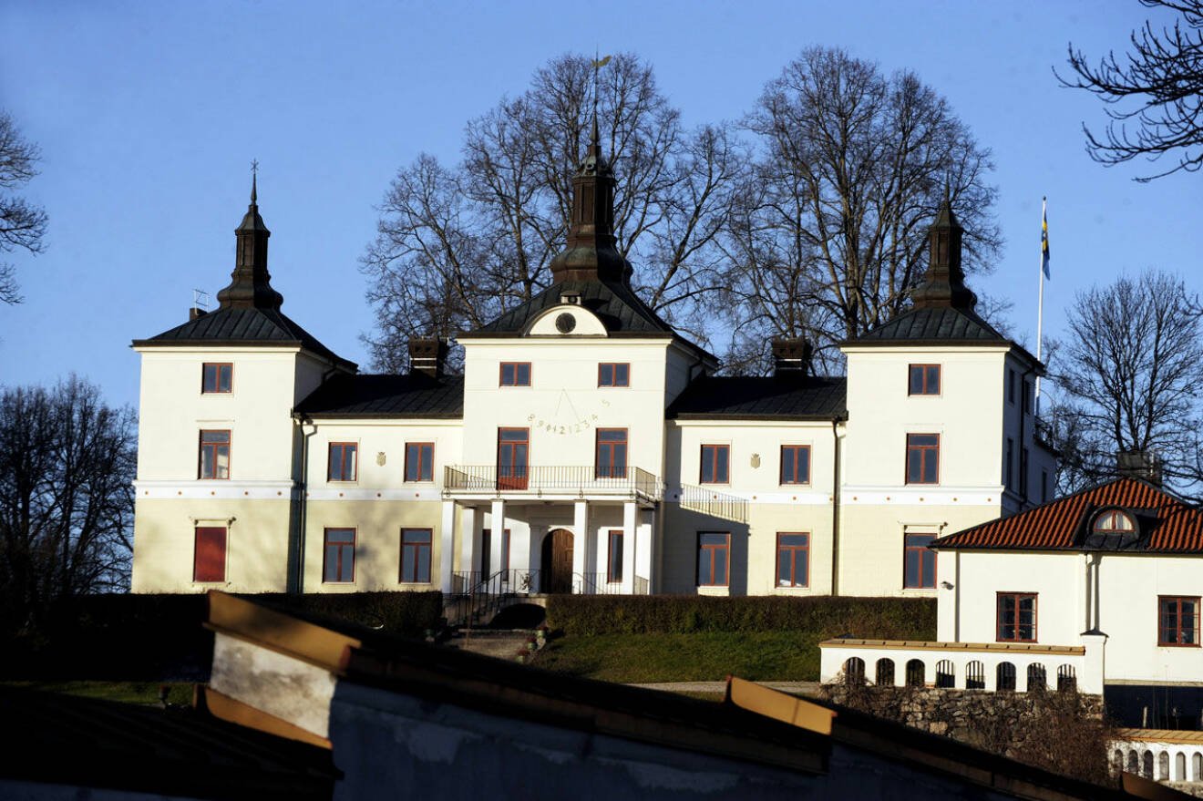 Stenhammars slott utanför Flen.