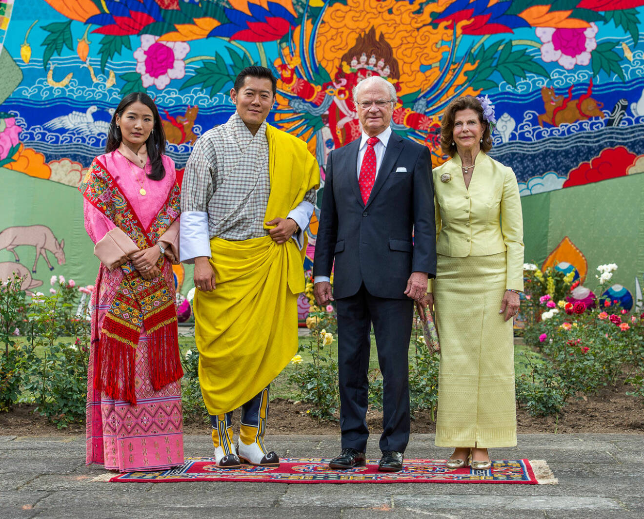 Kungen och drottning Silvia med kungaparet i Bhutan.