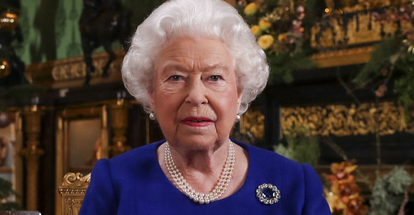 Drottning Elizabeth Brittiska kungafamiljen jul 2020