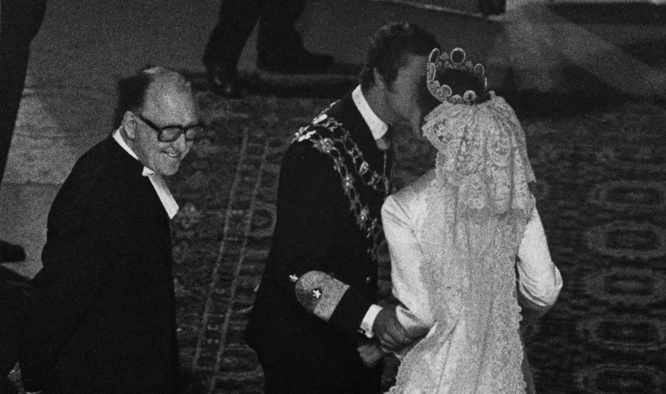 Kungen Silvia Sommerlath Kyssen Bröllopet Storkyrkan 19 juni 1976