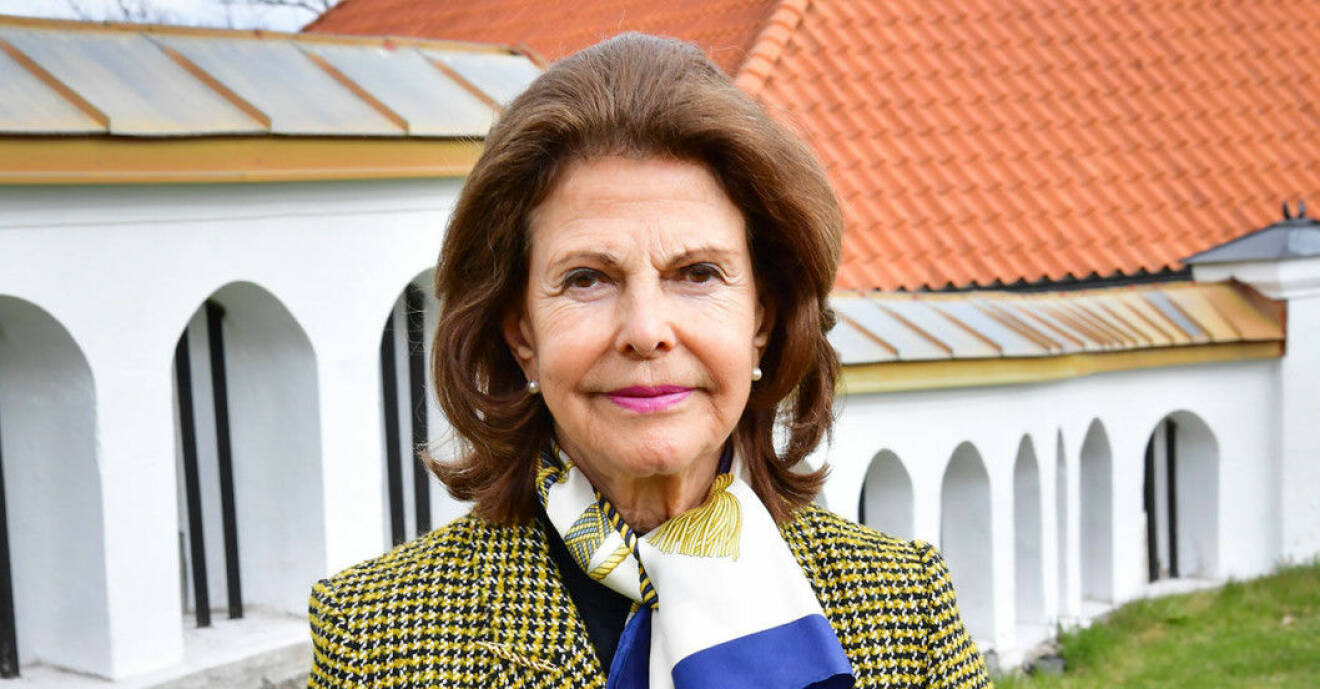 Drottning Silvia föll och skadade handleden i hemmet på Drottningholm
