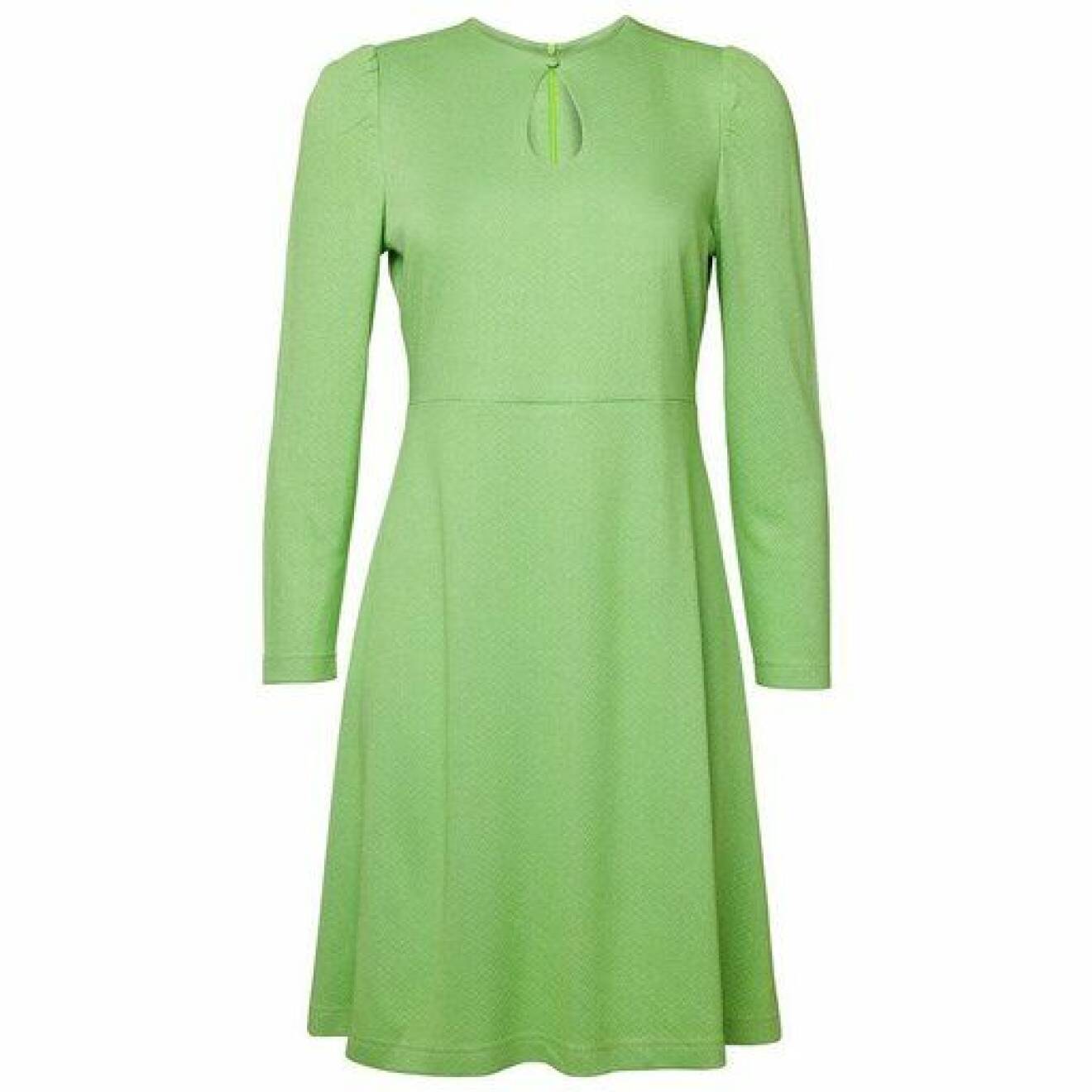 ärtgrön klänning från Jumperfabriken