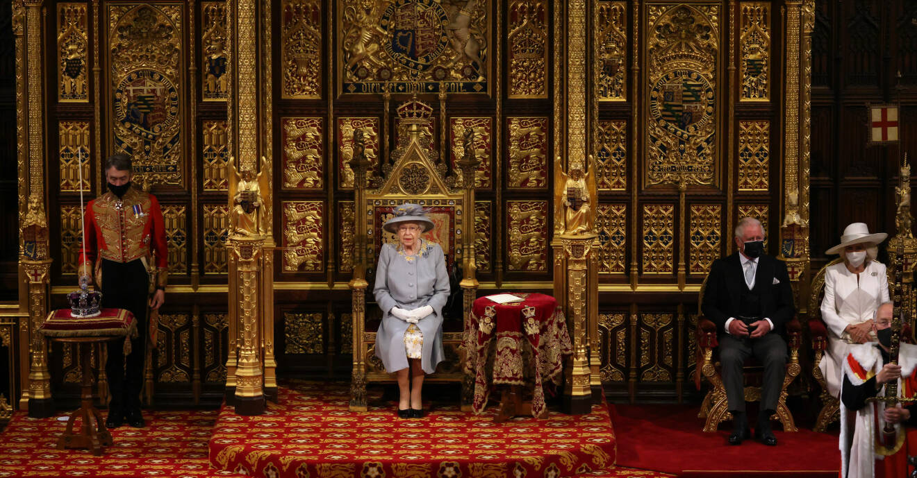 Drottning Elizabeth, prins Charles och hertiginnan Camilla