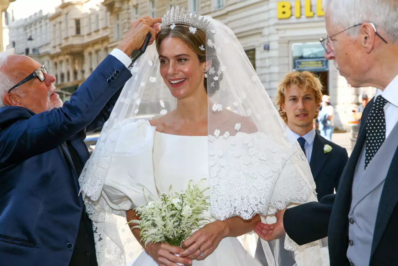 Prinsessan Maria-Annunciata bröllop klänning Valentino