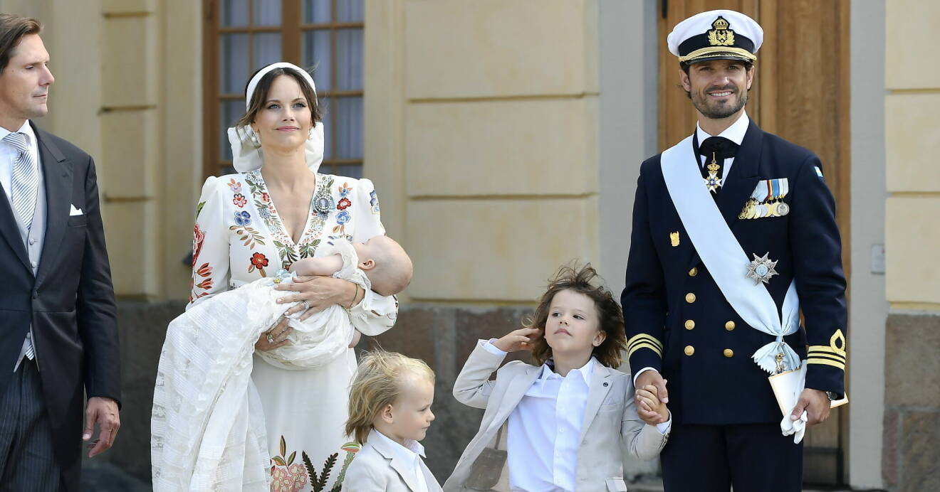 Prinsessan Sofia, prins Carl Philip, prins Alexander, pris Gabriel, på prins Julians dop 2021