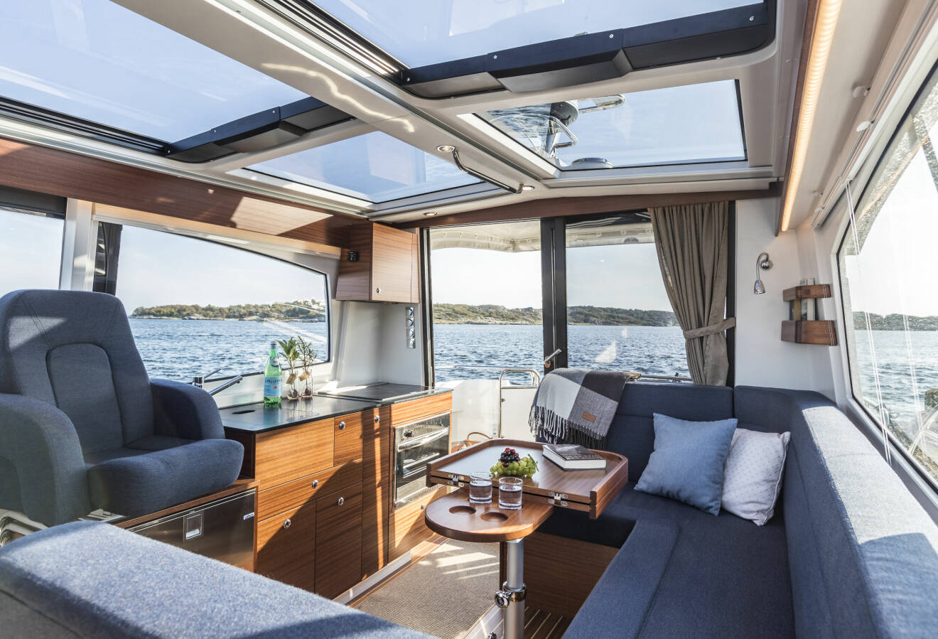 Motorbåten Nimbus Coupé 365, likadan som kronprinsessan Victoria och prins Daniel köpte 2019