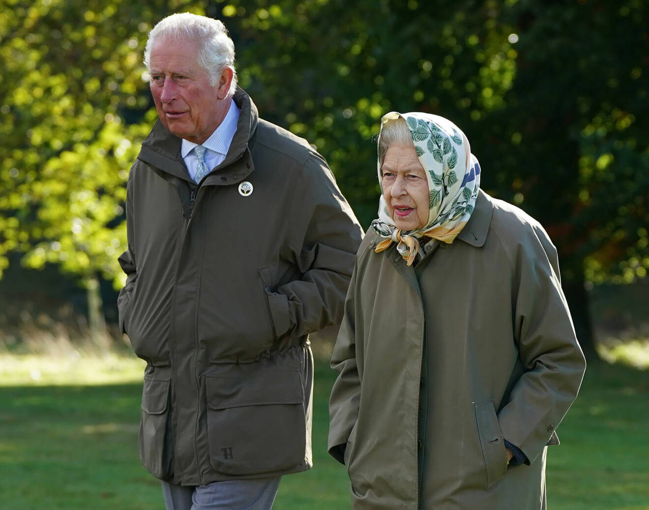 Drottning Elizabeth och prins Charles