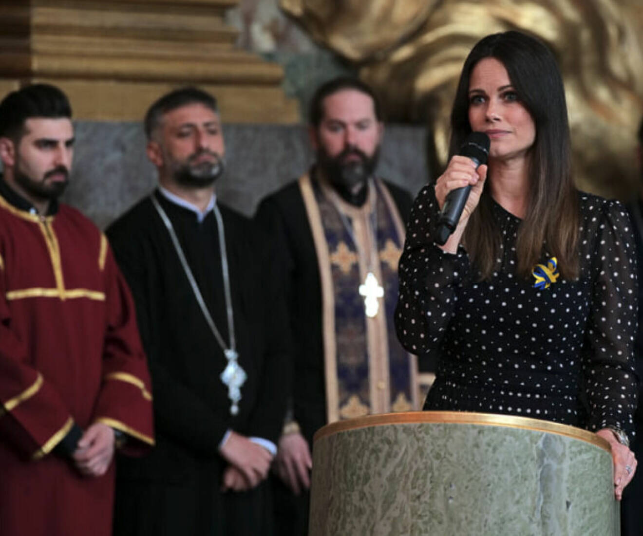 Prinsessan Sofia i vid den ortodoxa påskgudstjänsten i Slottskyrkan