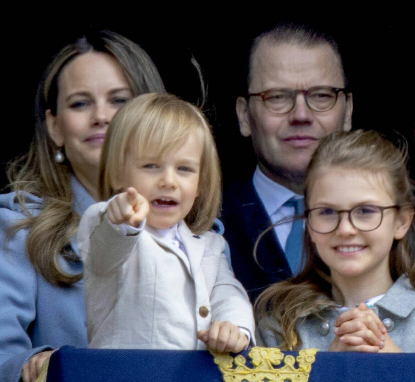 Prinsessan Sofia prins Gabriel prins Daniel och prinsessan Estelle på kungens födelsedag 2022