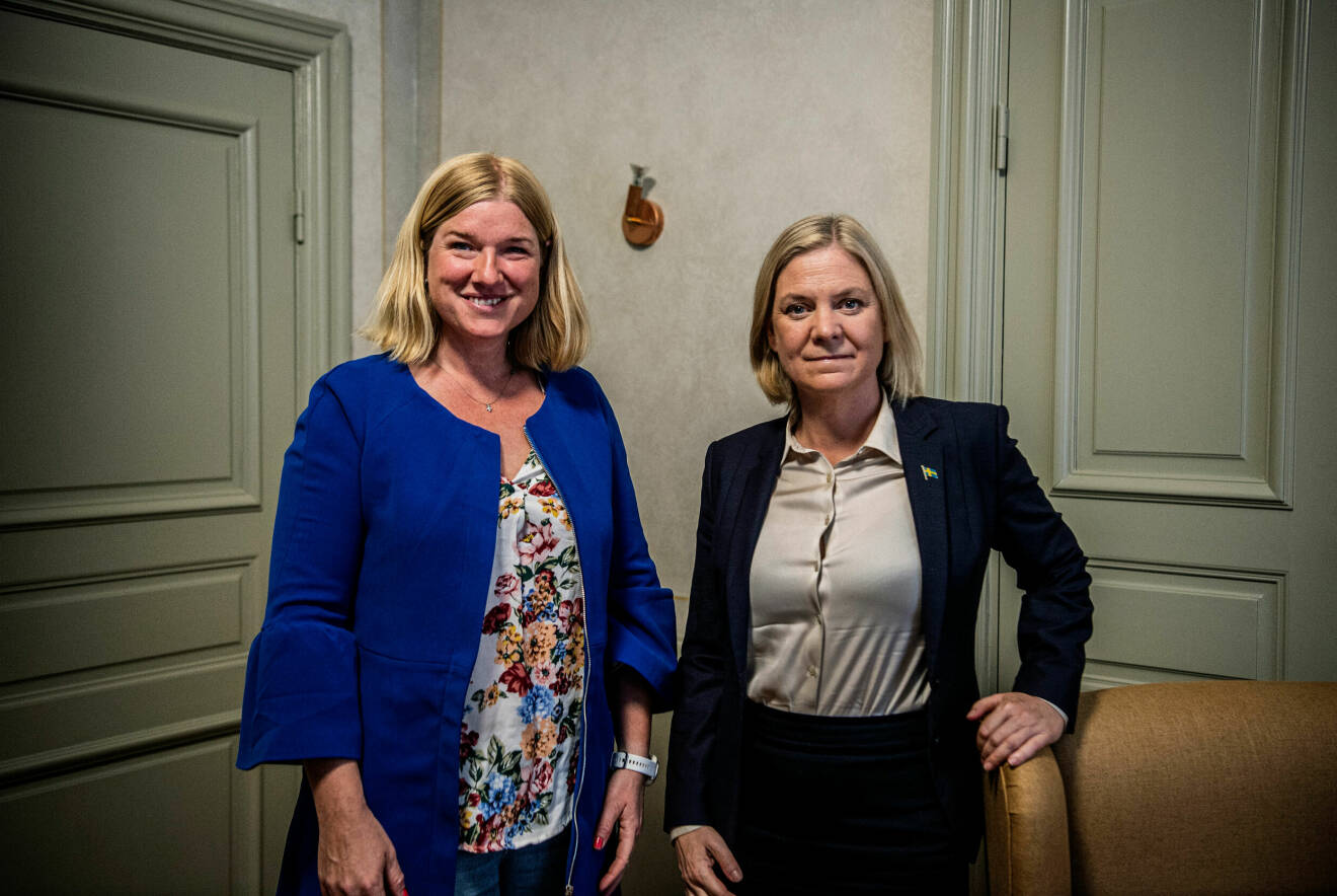 Magdalena Andersson med Svensk Dams reporter Anna von Koch