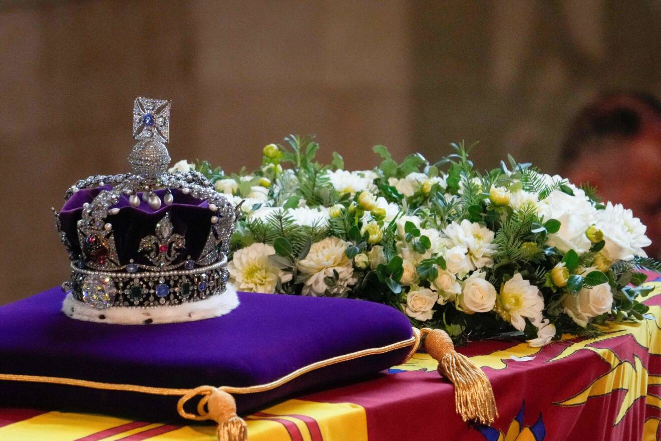 The Imperial State Crown – kronan som drottning Elizabeth bar när hon kröntes