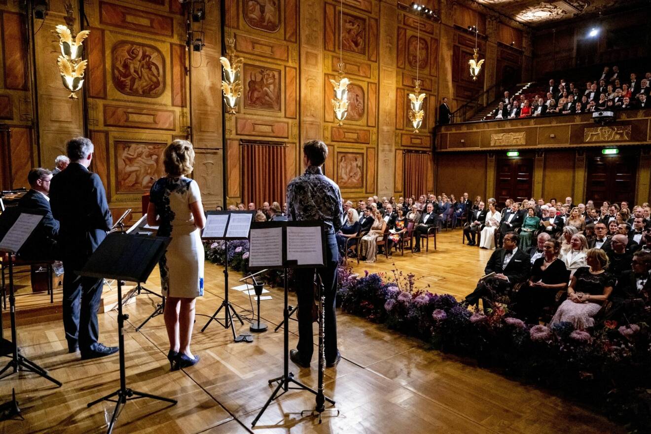 Kungafamiljen på konsert med Tim Kliphuis i Grünewaldsalen i Stockholms konserthus