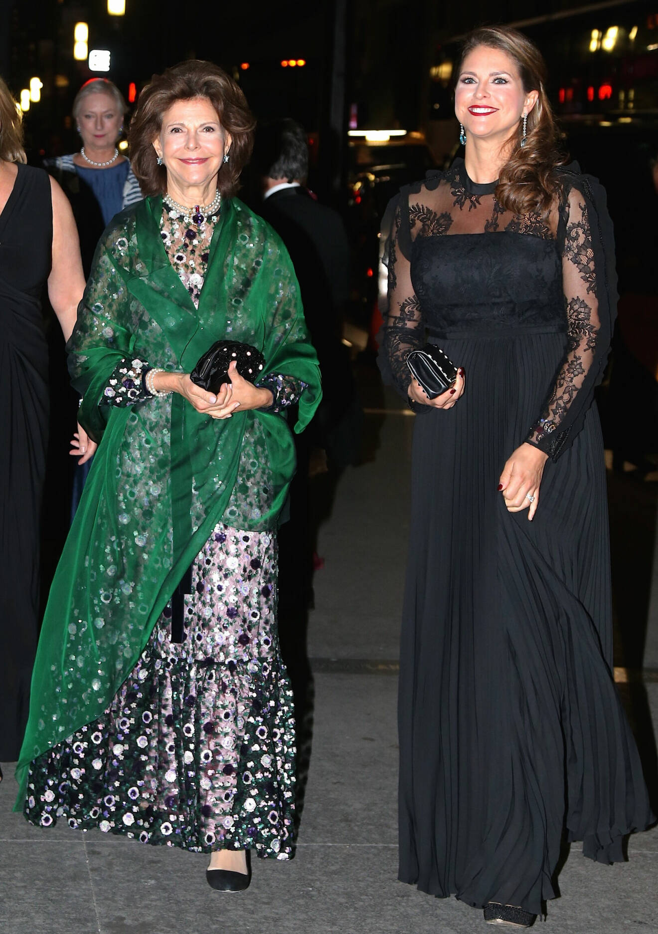 Prinsessan Madeleine och drottning Silvia på Childhoods ThankYou-gala