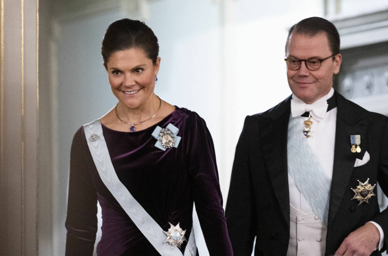 Kronprinsessan Victoria och prins Daniel vid Svenska Akademiens högtidssammankomst 2022