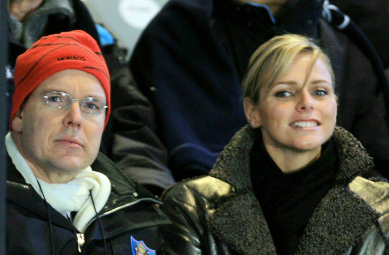 Furst Albert och dåvarande Charlene Wittstock på Vinter-OS i Turin, första gången de syntes tillsammans