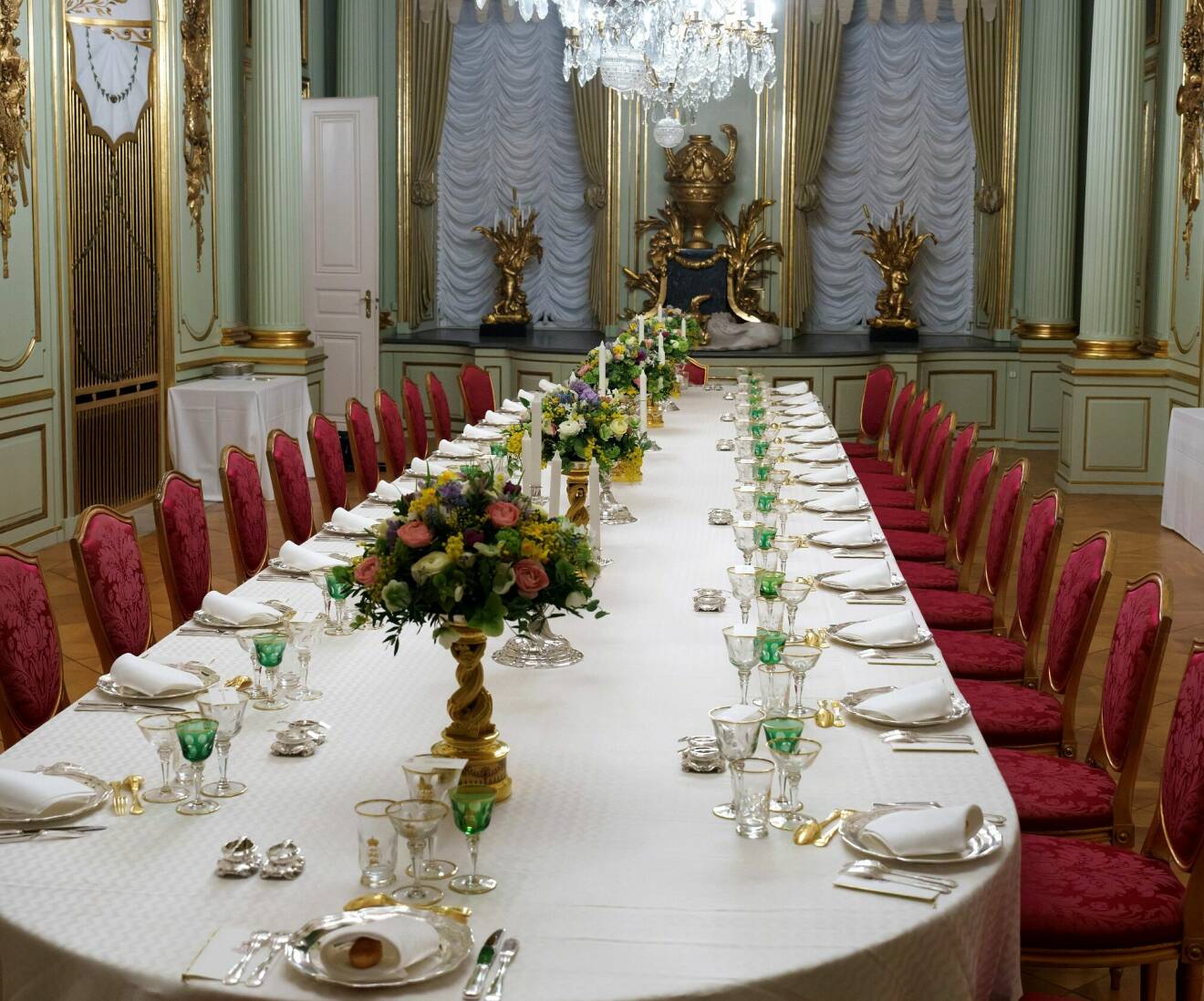 Bordet vid drottning Margrethes galafest på Amalienborg