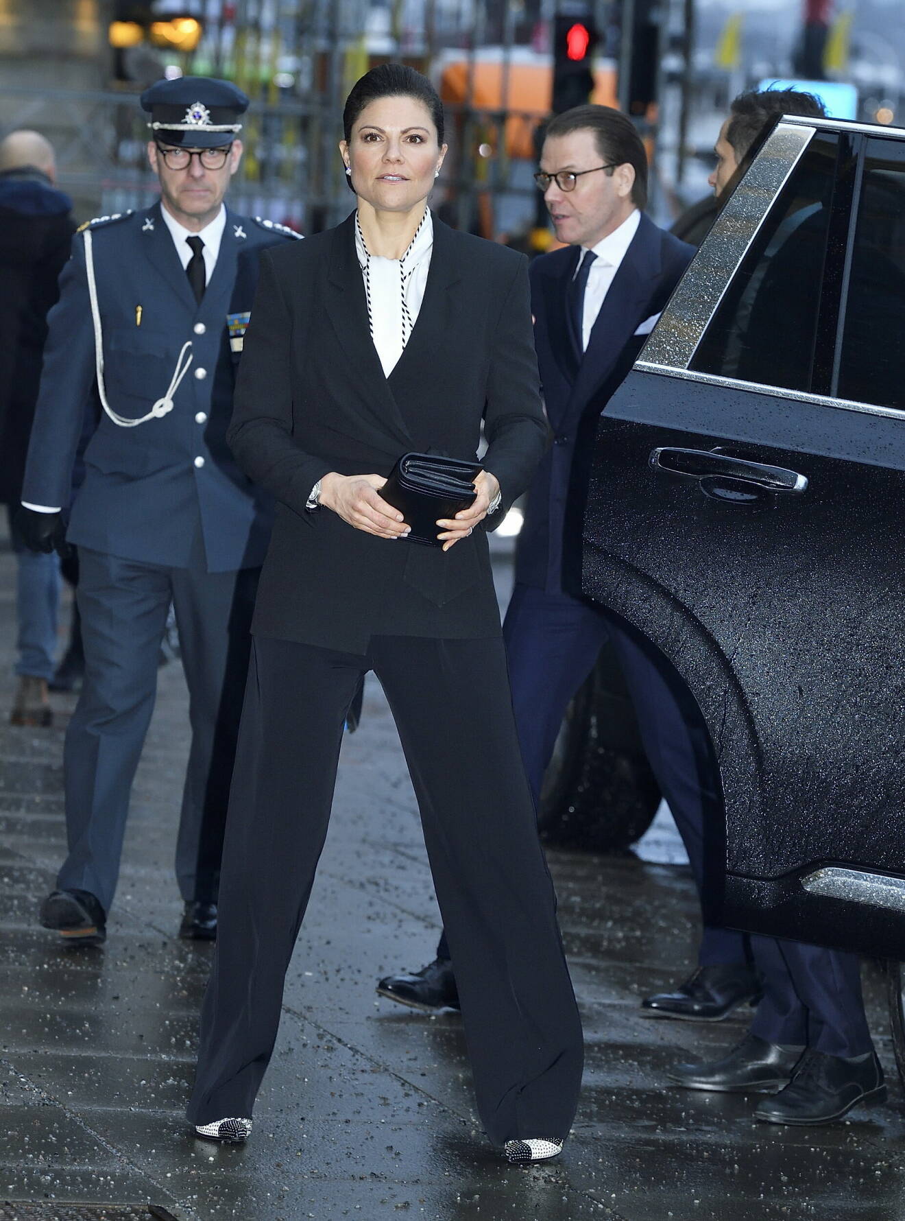 Kronprinsessan Victoria klädd i svart