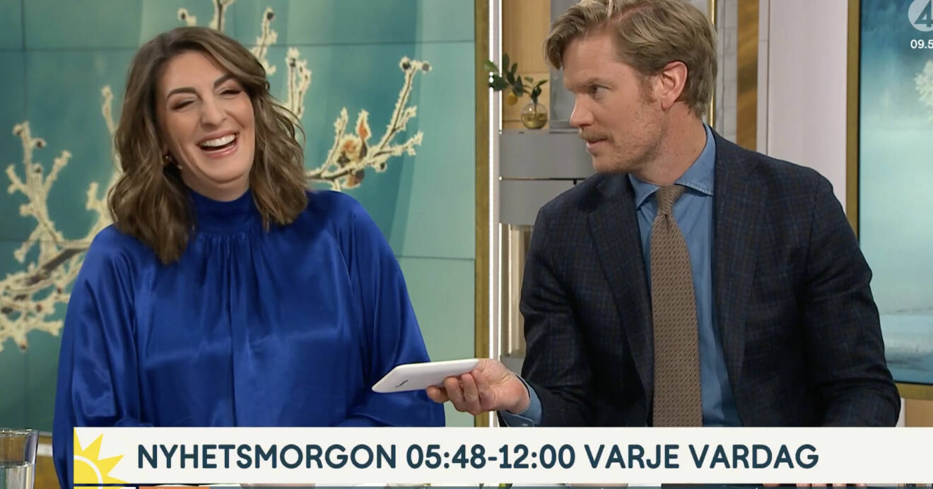 Soraya Lavasani och Martin Järborg skämtar med varandra i Nyhetsmorgon
