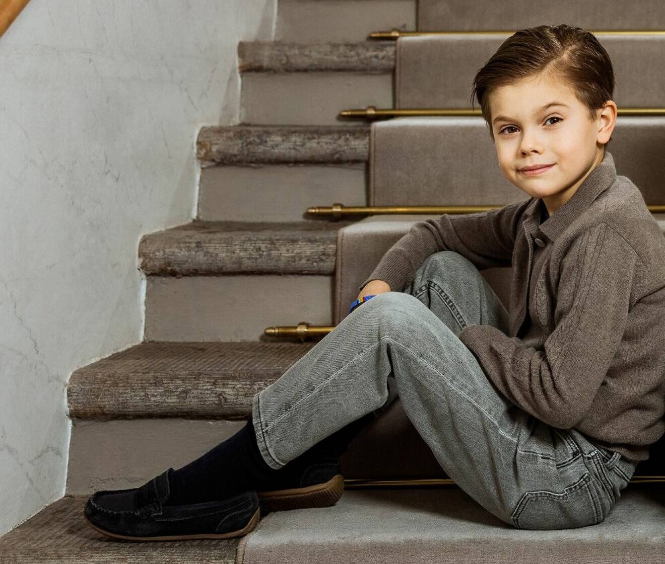 Prins Oscar 7 år hemma på Haga slott