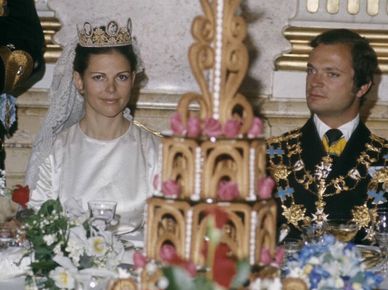 Kungaparet vid sin bröllopslunch 1976