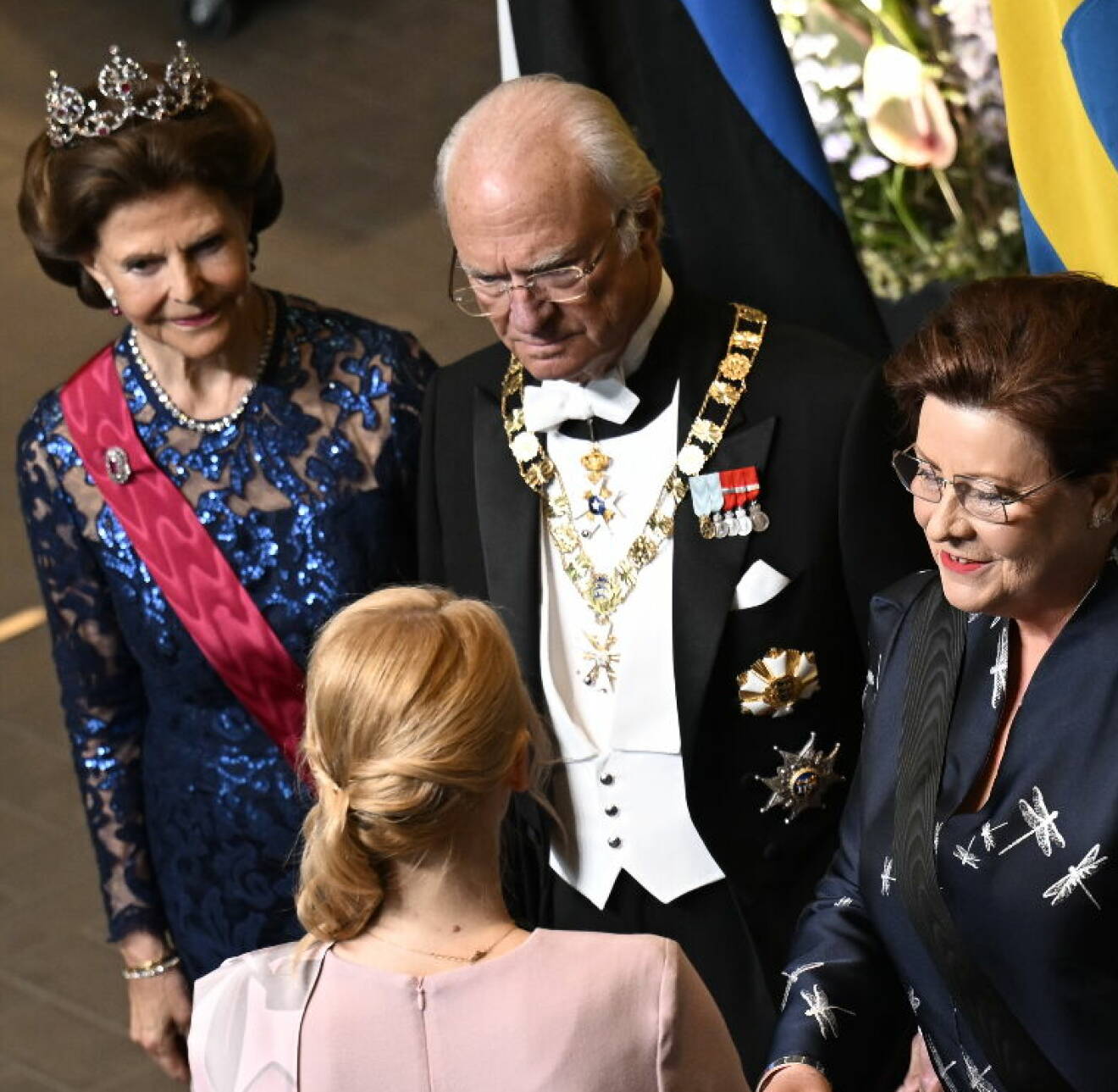 Kungaparet med Estlands first lady fru Karis under statsbesök till Estland 2023