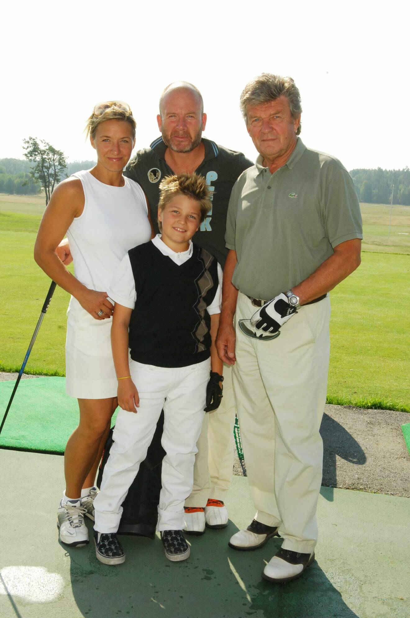 Kristin Kaspersen tillsammans med dåvarande maken Hans Fahlén, sonen Filip Lamprecht och pappa Kjell Kaspersen.