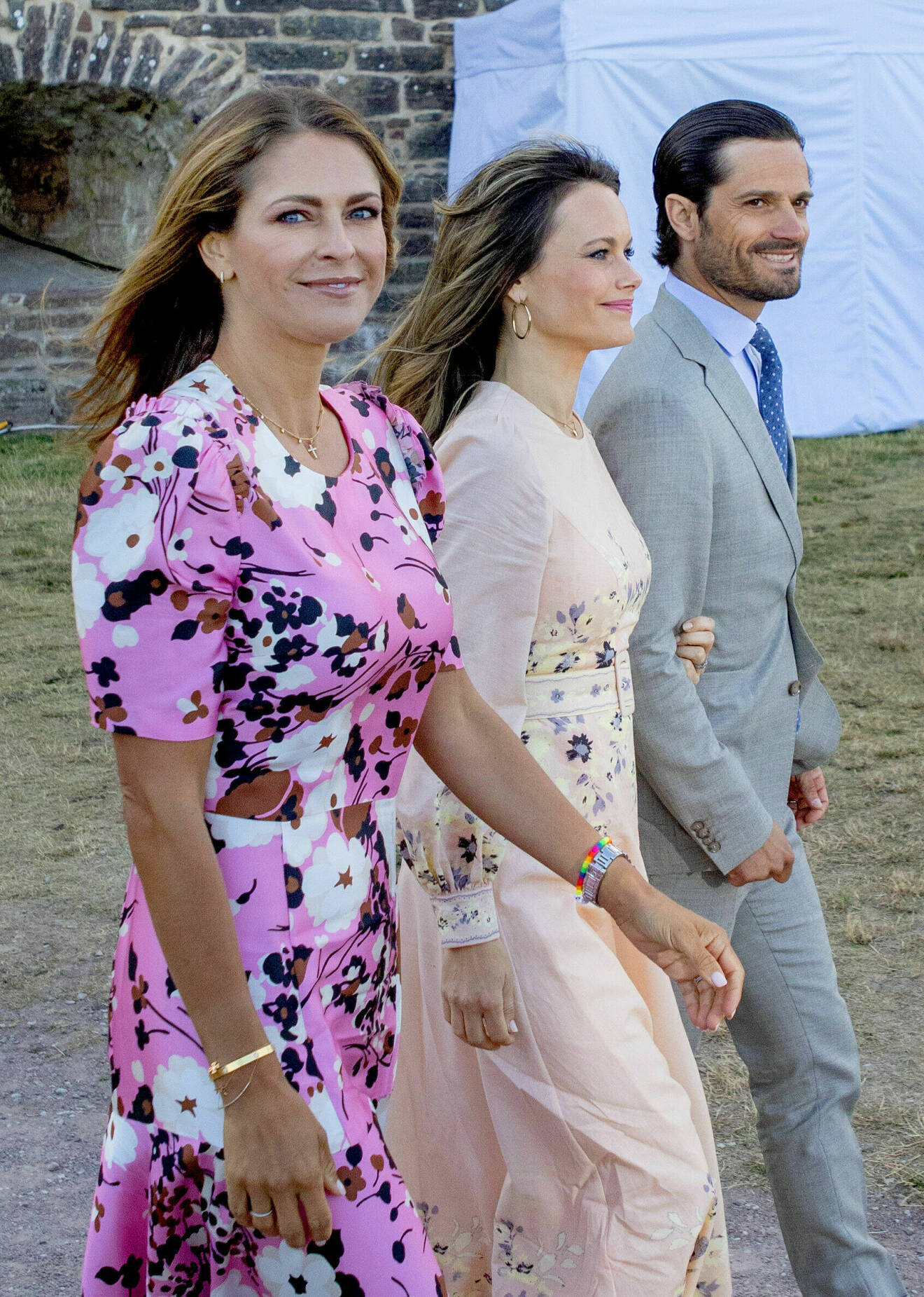 Prinsessan Madeleine tillsammans med prinsessan Sofia och prins Carl Philip
