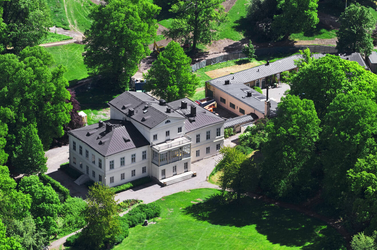 Haga Slott i Hagaparken strax utanför Stockholm. Kronprinsessan Victoria och Prins Daniel Westlings hem.