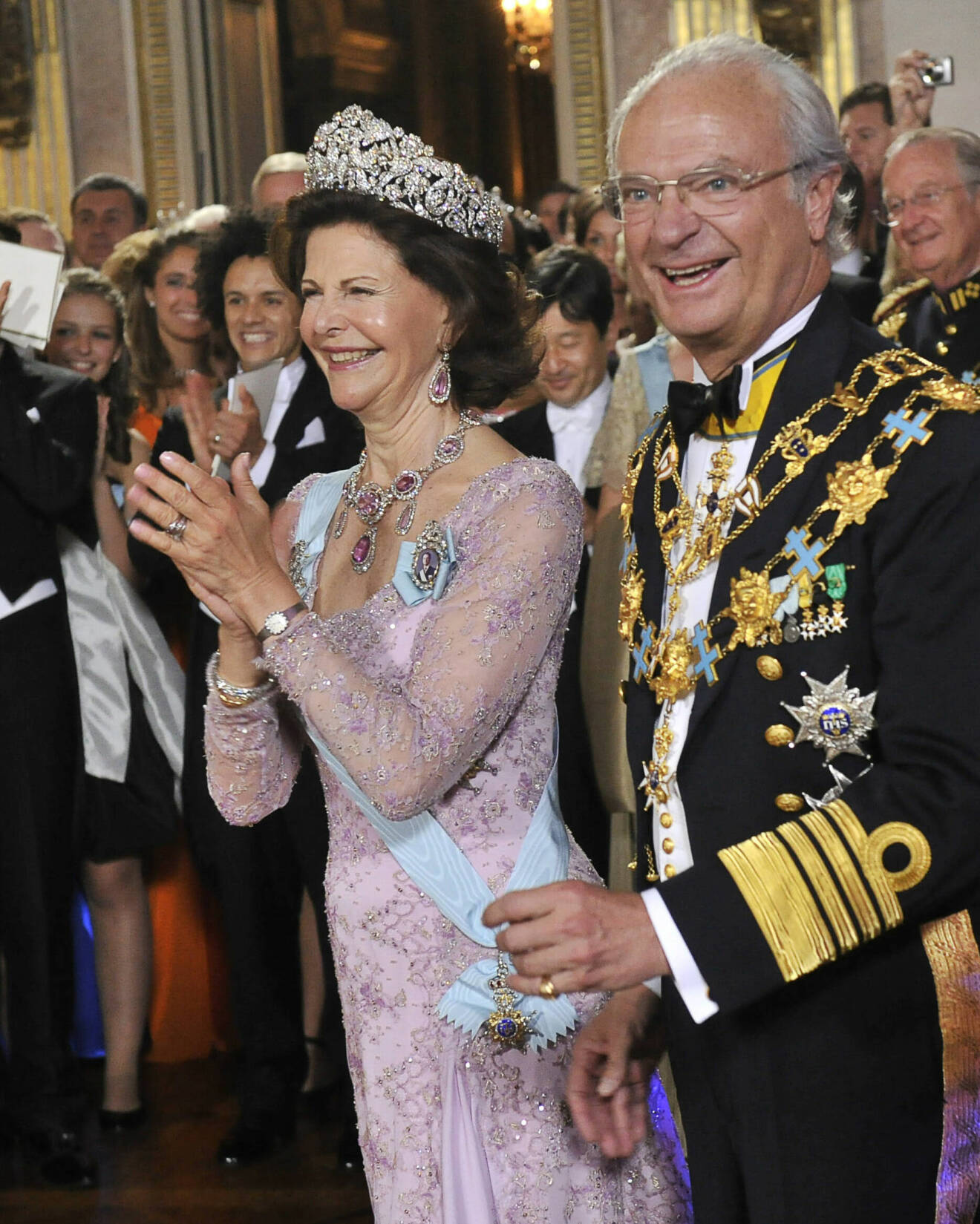 Kungaparet på kronprinsessan Victorias bröllop 2010