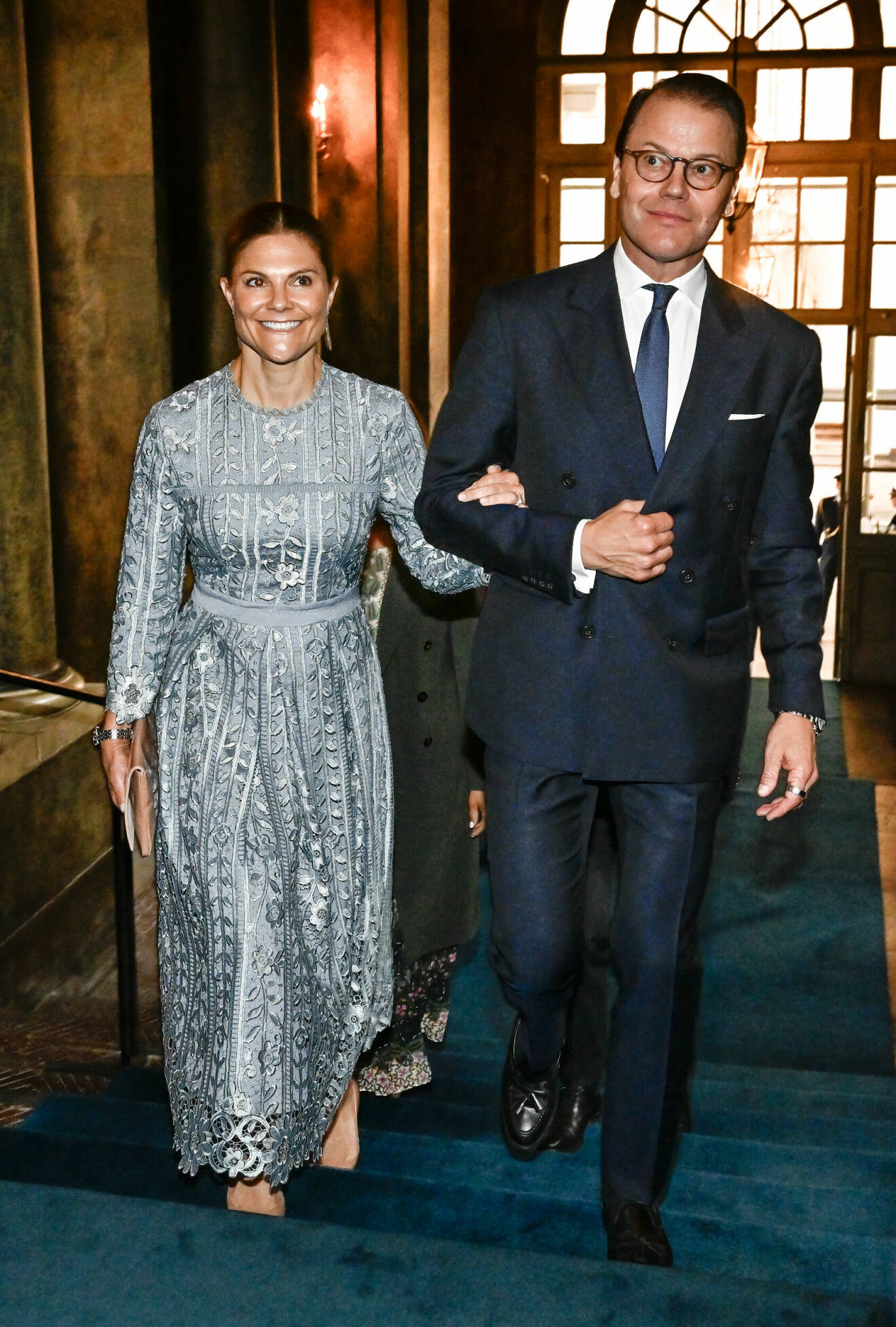 Kronprinsessan Victoria och prins Daniel, vid en mottagning på Kungliga slottet i Stockholm där en gåva från riksdag och regering överlämnades till kungen.