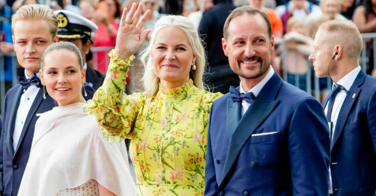 Marius Borg Høiby, prinsessan Ingrid Alexandra, kronprinsessan Mette-Marit och kronprins Haakon