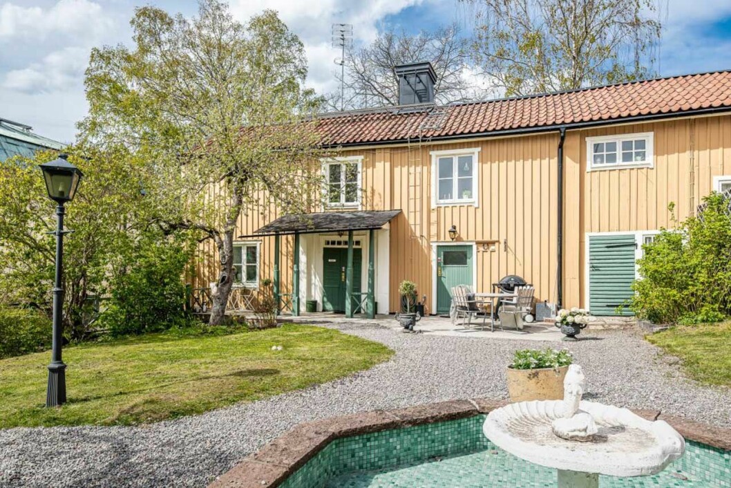 Längan med lägenheten som är till salu. Längan som är till salu.