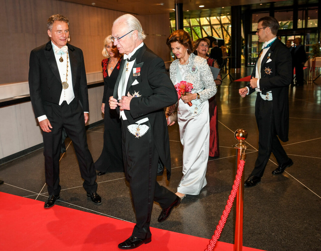Kungafamiljen firar Kungl. Ingenjörsvetenskapsakademien som fyller 100 år.