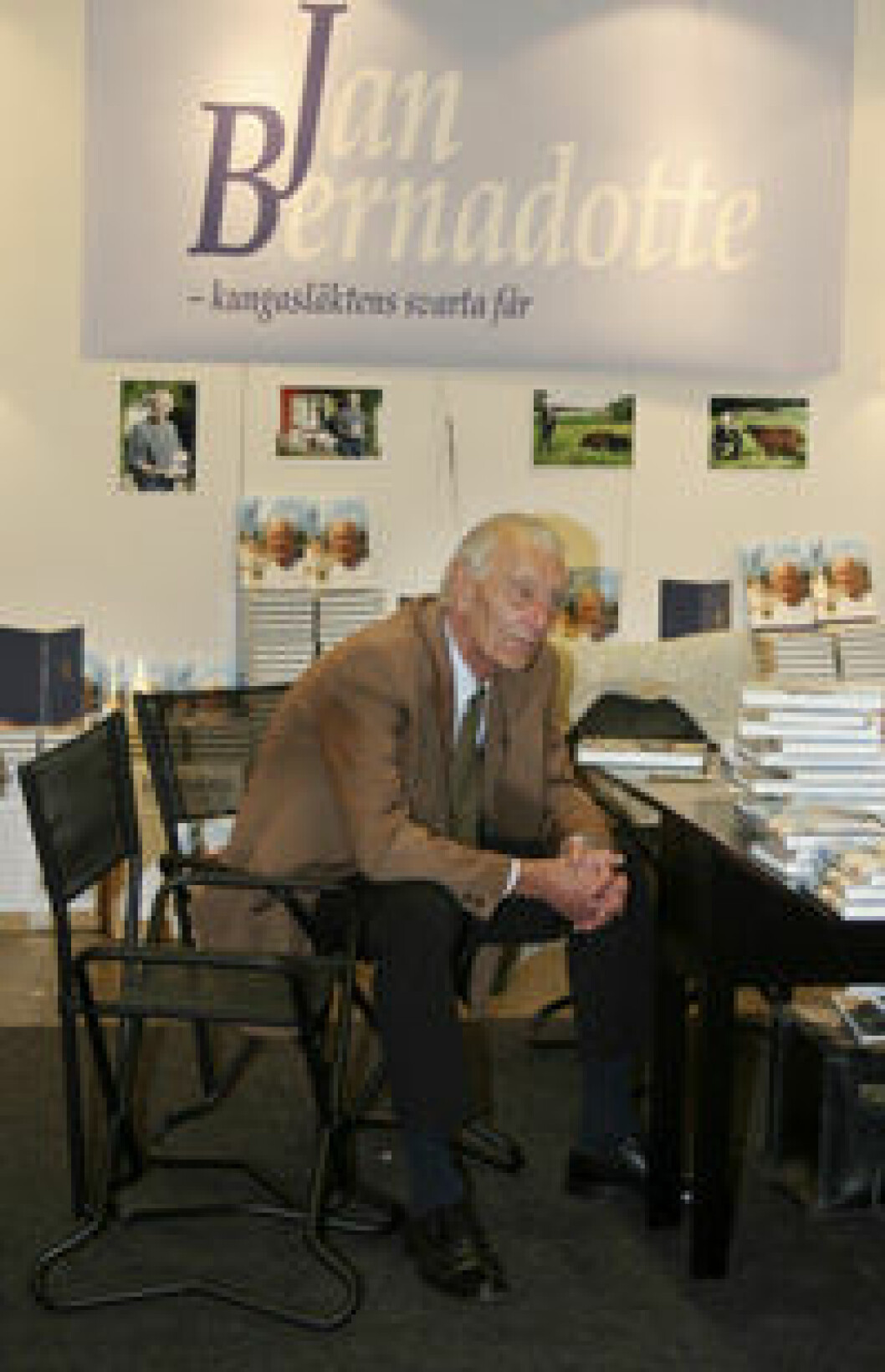 Jan Bernadotte har gett ut sina memoarer. Jan Bernadotte har gett ut sina memoarer.