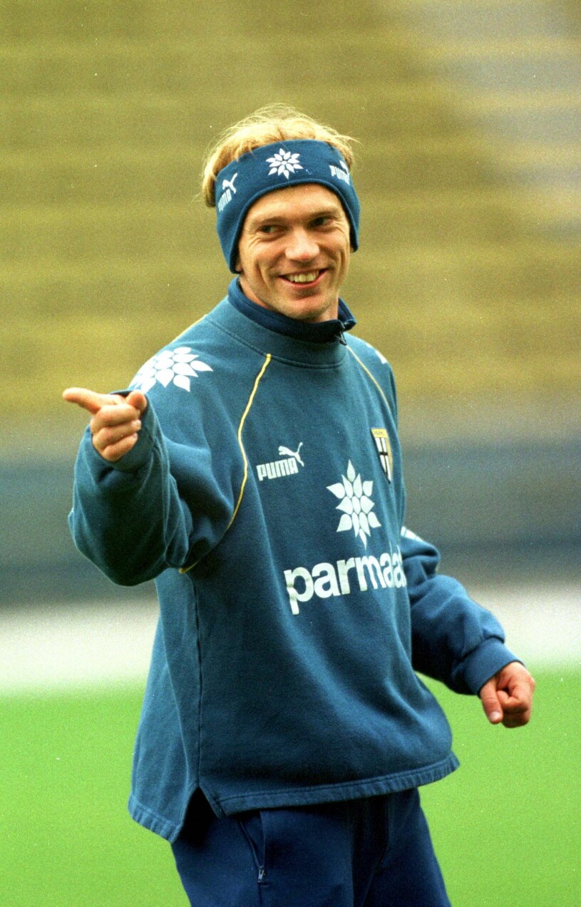 Jesper har bytt fotbollsplanen mot köket. Jesper Blomkvist 1997