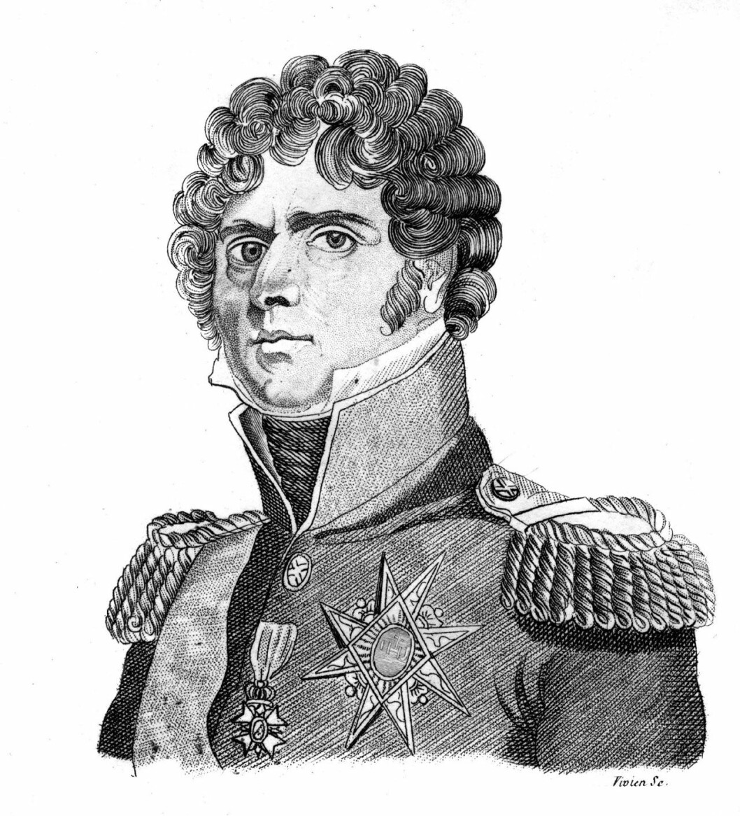 Jean-Baptiste Bernadotte, kungafamiljens anfader, bodde i det som nu heter Bernadotte-muséet i Pau. Jean-Baptiste Bernadotte är säkert nöjd över att kungaparet tar sig tid att besöka hans hemland och hem, Bernadotte-muséet i Pau.