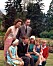 Luxemburgs storhertigpar Jean och Josephine-Charlotte med sin stora familj på 1960-talet.