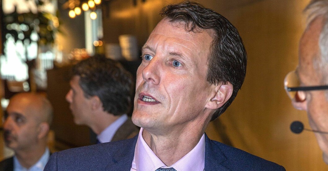 Joachim har det inte lätt just nu. Joachim har det inte lätt just nu.