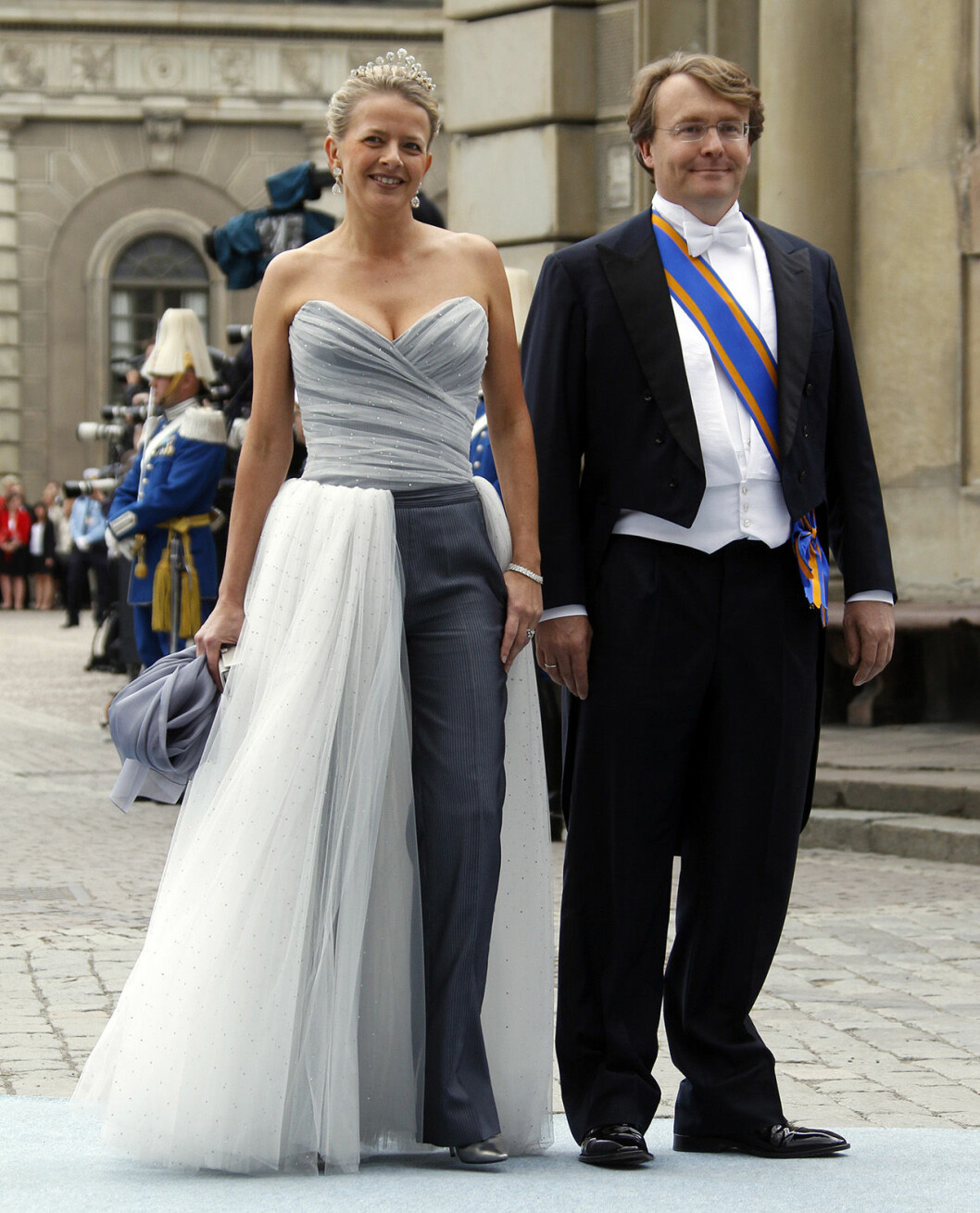 Prins Johan Friso och hustrun prinsessan Mabel. På bilden anländer de till kronprinsessan Victorias bröllop 2010. Prins Johan Friso och hustrun prinsessan Mabel. På bilden anländer de till kronprinsessan Victorias bröllop 2010.