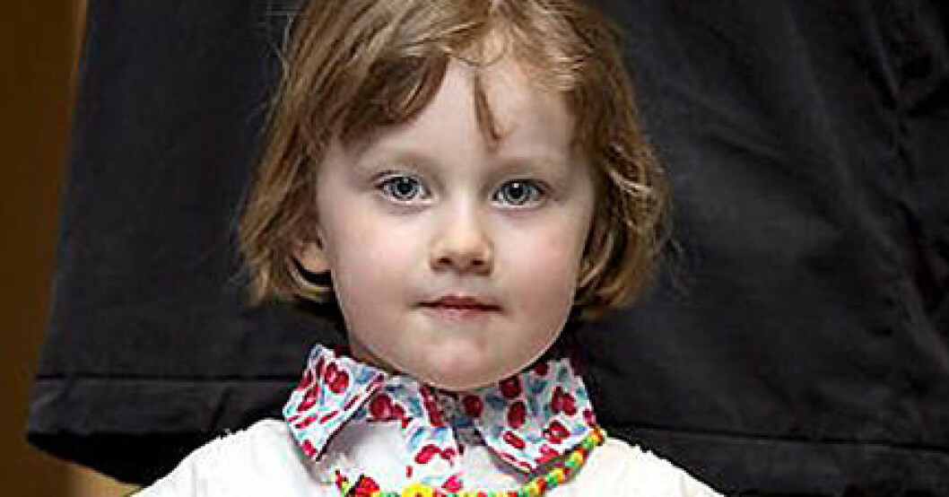 Sybilles dotter Delphine är väldigt lik prinsessan Astrid. Delphines dotter är väldigt lik prinsessan Astrid.